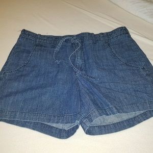Lee light weight denim shorts